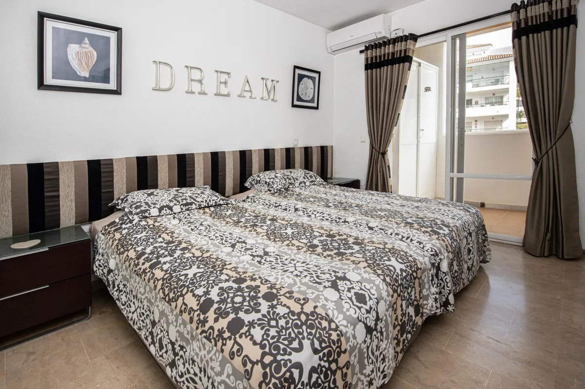 cde4b38b-9620-43ef-94f7-4856f525df80