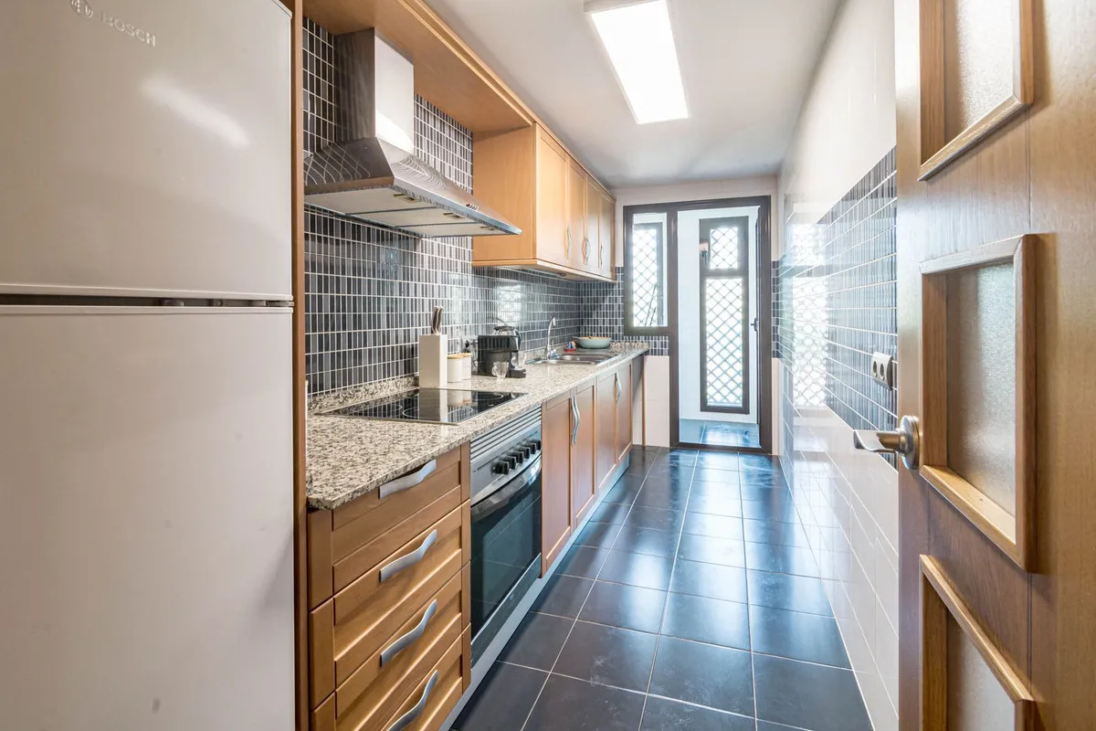 17a2dfce-80bb-44f8-9def-7844789c0055