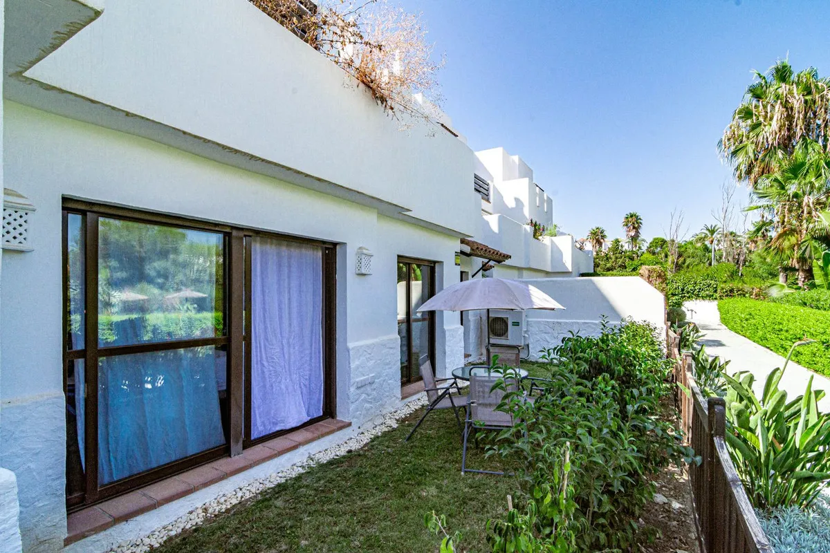 a6659273-67df-4934-84a0-9ab6ca0a3b72