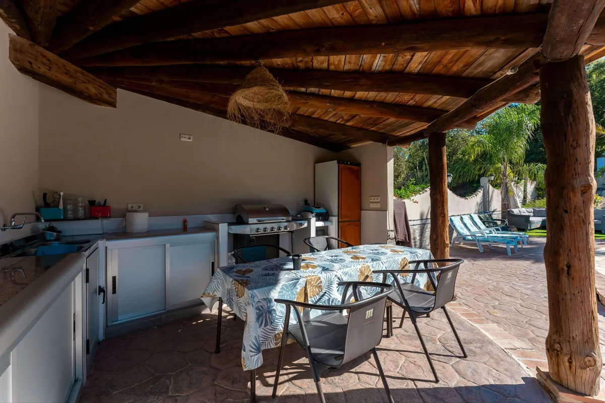 7342905a-71e0-4071-985e-57a15a3a2a22