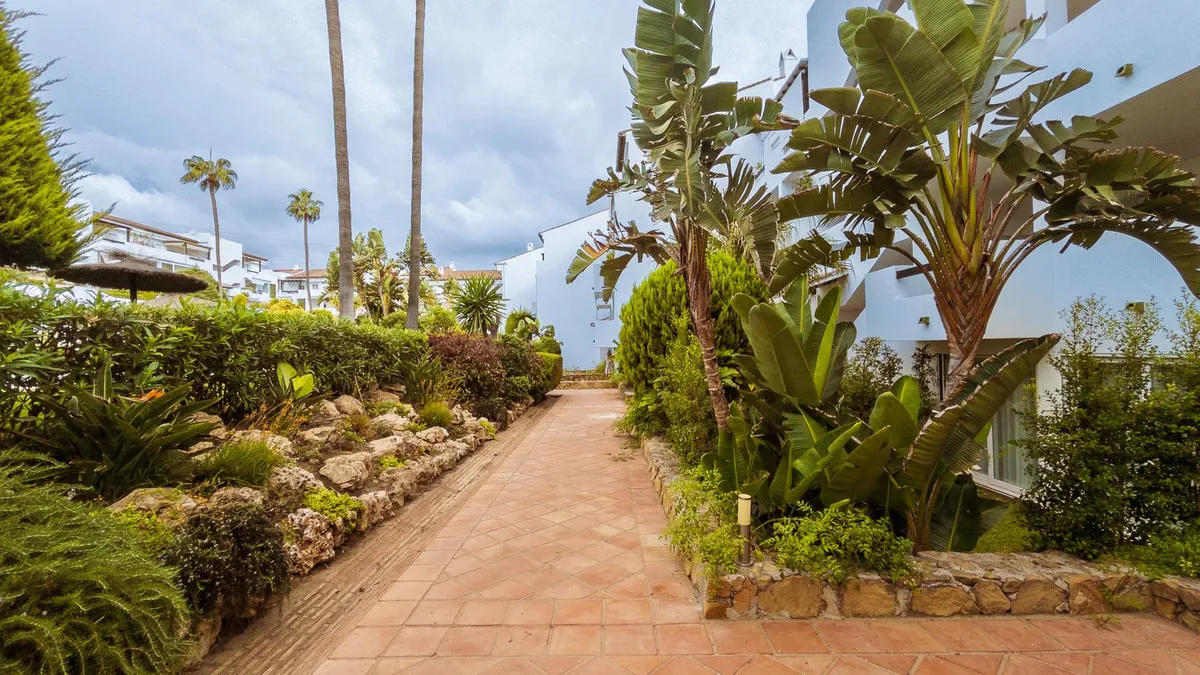 010d3342-987d-4897-9b08-42bf0f92d89d