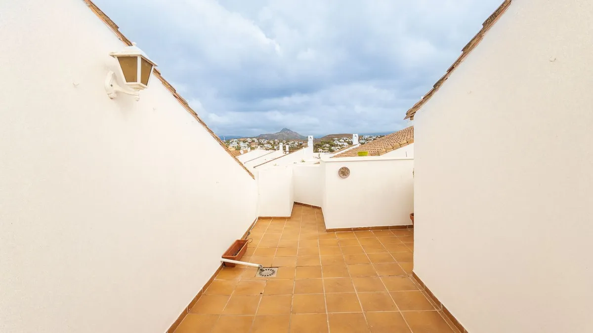 273b4d45-fd36-4954-942a-d8039c755aaf