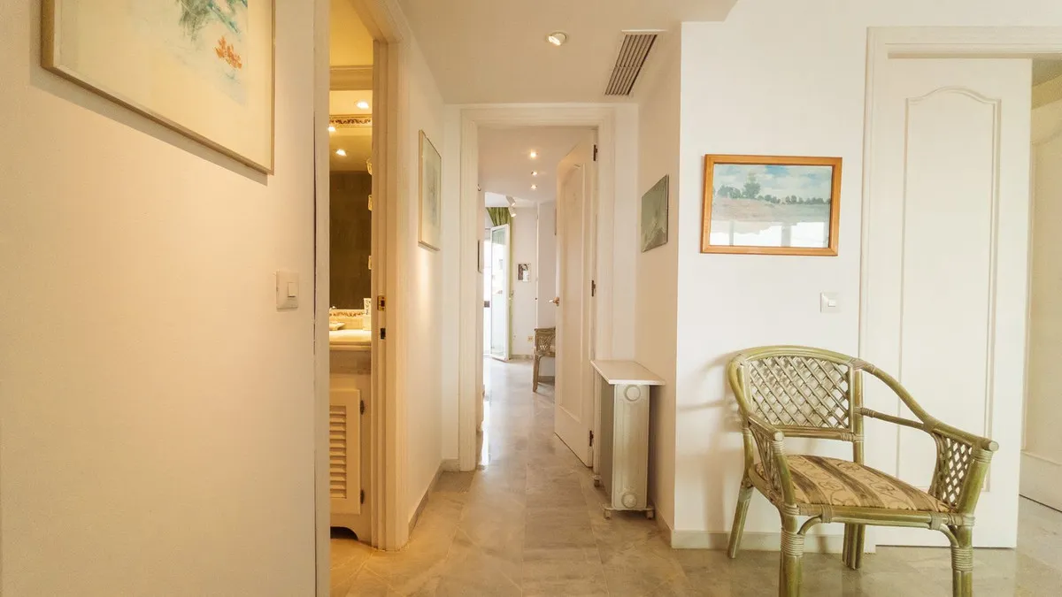 4028078d-5c11-4108-aae1-cf4c42cb2c46