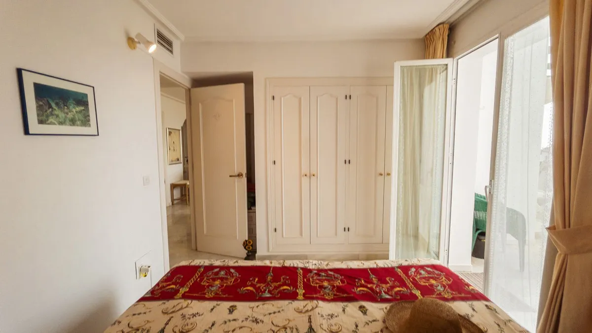 453275f1-41fb-4dc6-9cfc-f6033a977b1f