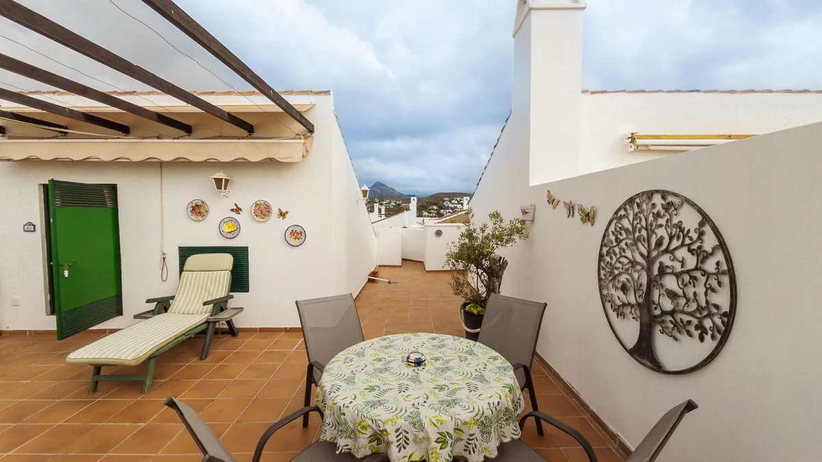 618ca6bf-86f4-4c58-b636-2eaaa5813645