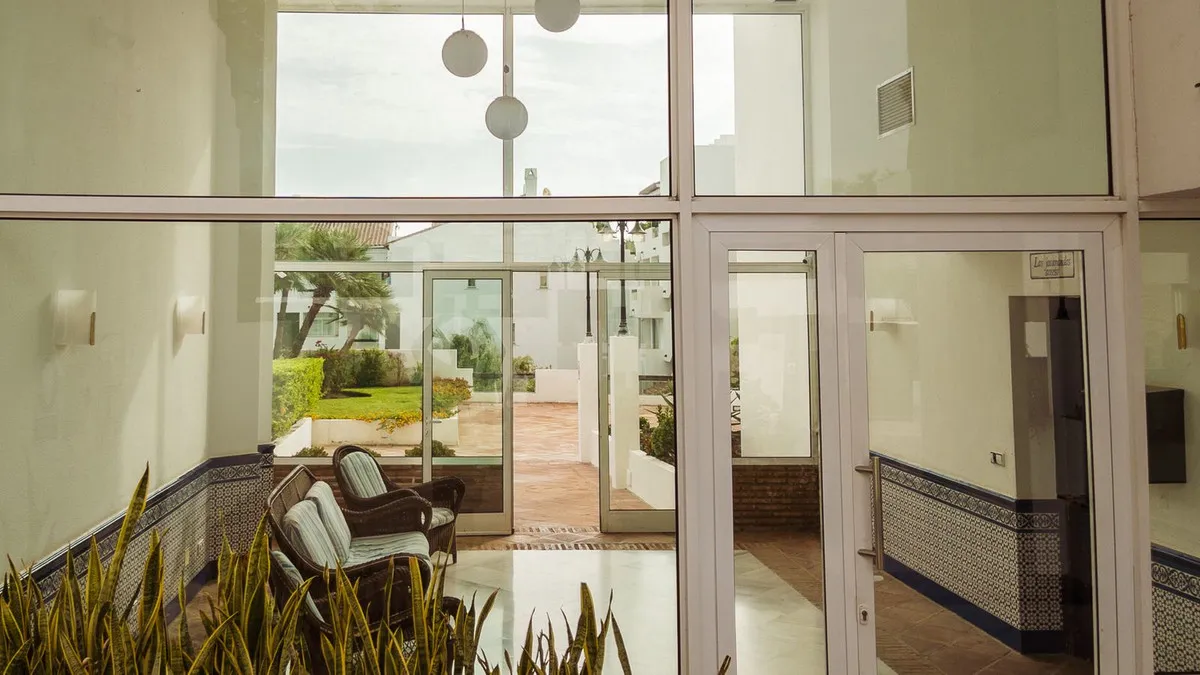 cb409072-3d24-44f8-b122-b356e2b7cc6c