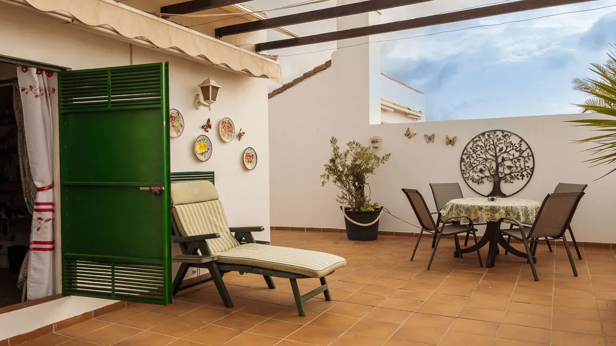 d5d71f38-b816-46b8-bebe-845d8c1ef4c2