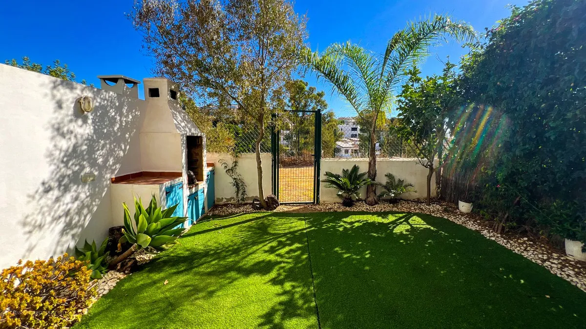 1916d2bf-6eb4-49ff-9ede-690d96b90536