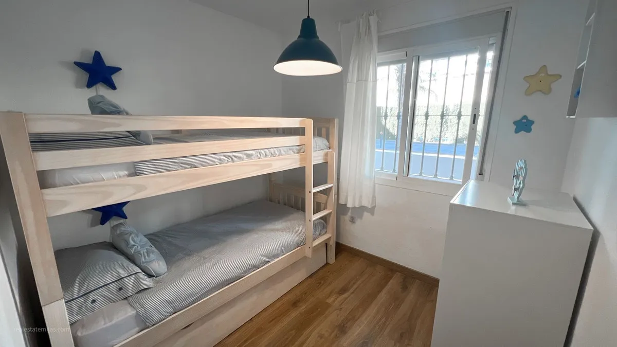 5b371538-ccba-43ca-9755-1f0e3b0080db