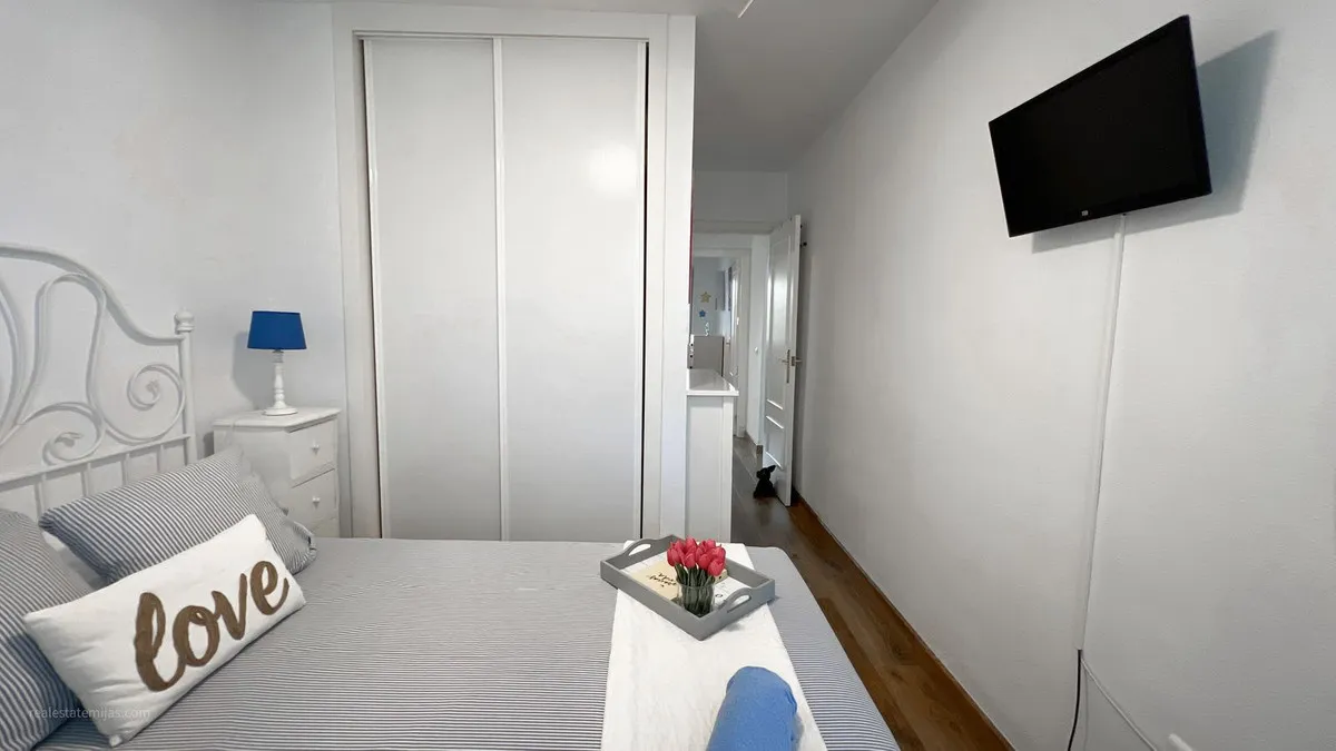 c6f10d6d-20f7-4734-99b1-c0d9c55415e4