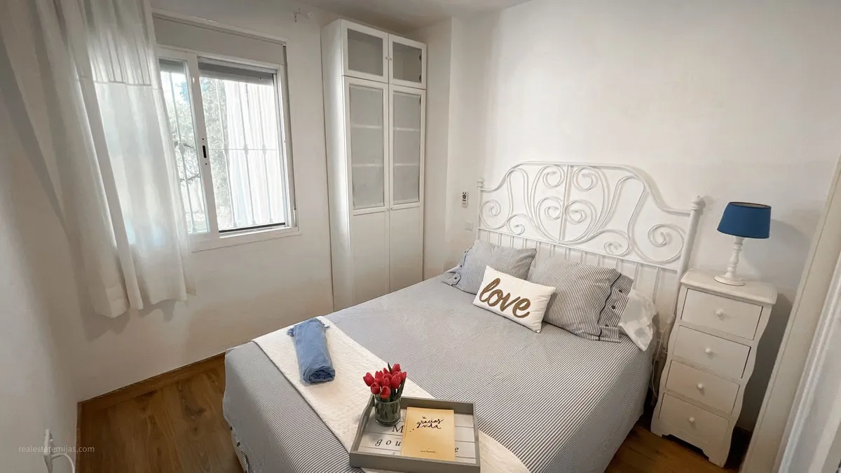 ccc271ab-bb18-4b02-9cae-cb0ae20b03c7