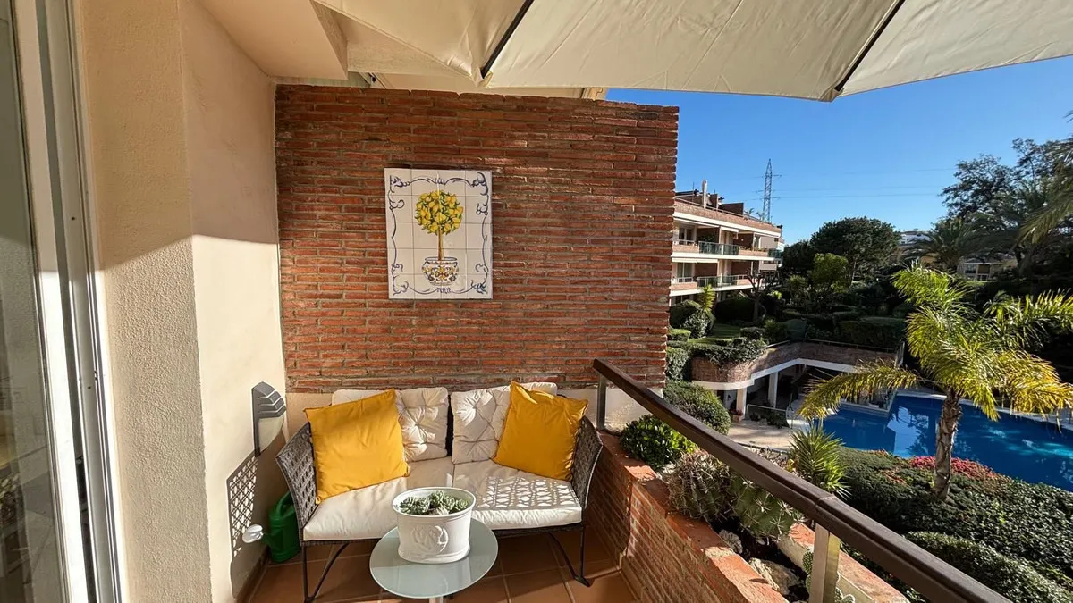 b180f0e9-8e08-4d44-9d14-1d7011a4053f