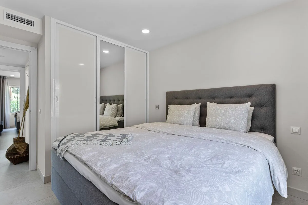 147cd8cf-a1a5-4dc2-bf4c-7f2a3a253d36