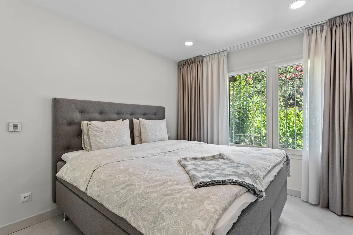 f2835af2-c22e-460d-b3c4-b4812a6e0afa