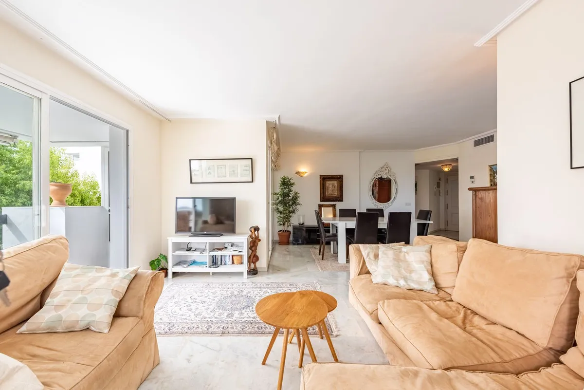 545a01ac-a36b-4bda-9903-9b4e3185cbec