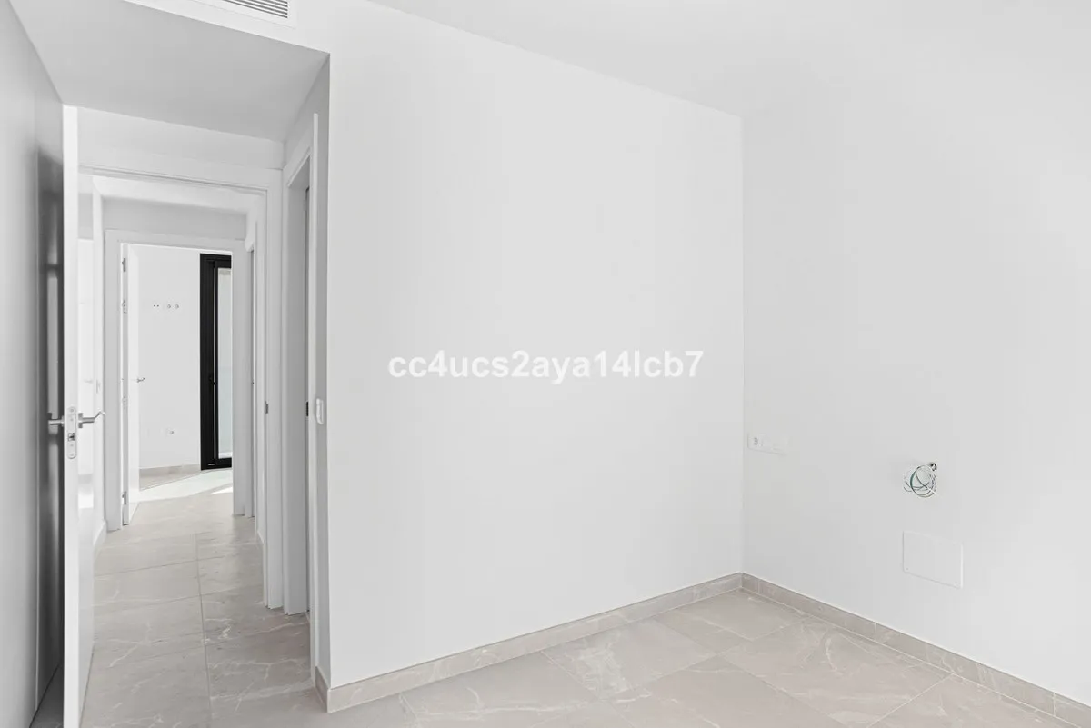 4ad8daaa-032d-487c-85d8-112d5f026704