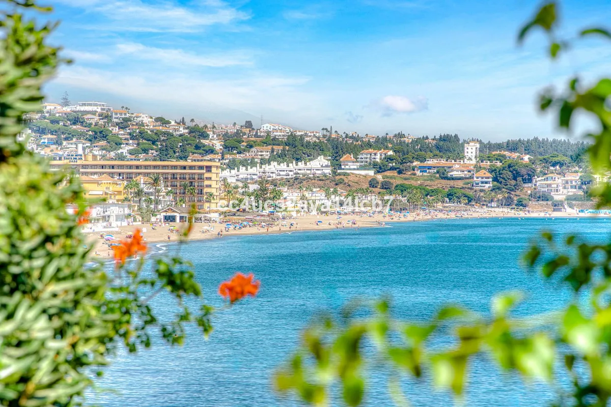 4063f855-00b8-4296-b560-578c4c33b215