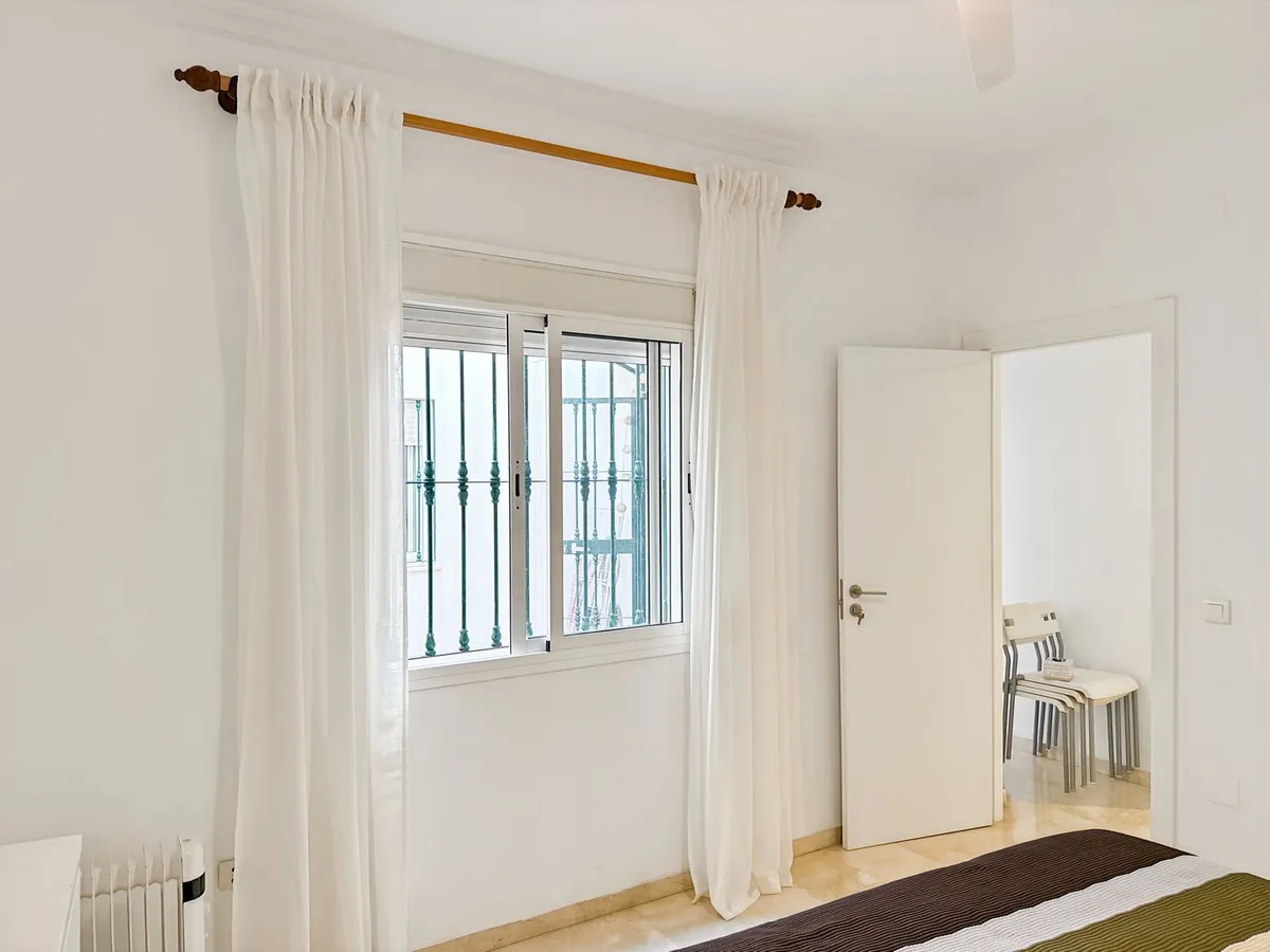 14b0e434-4a05-4cc1-87d1-d44a6b6ac088