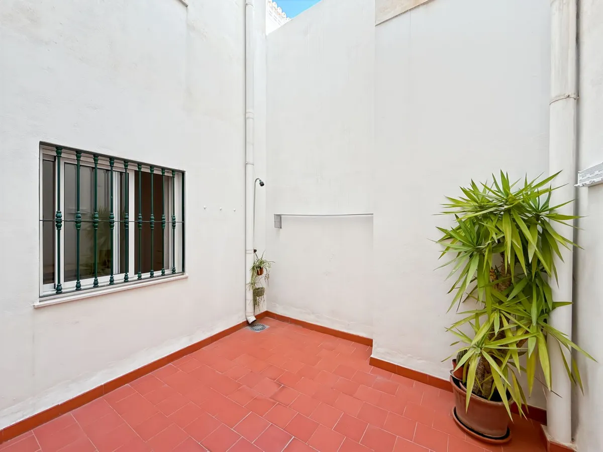 8f8e72eb-23ef-40e8-8312-ea9ffb756d21