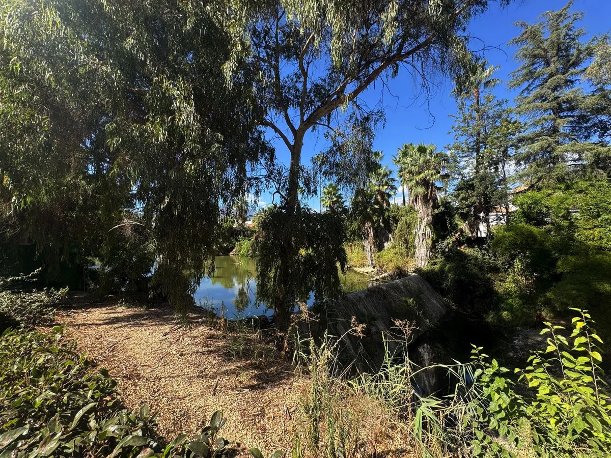 f34fe7bd-b1aa-419b-8688-bc10e1ff44e3