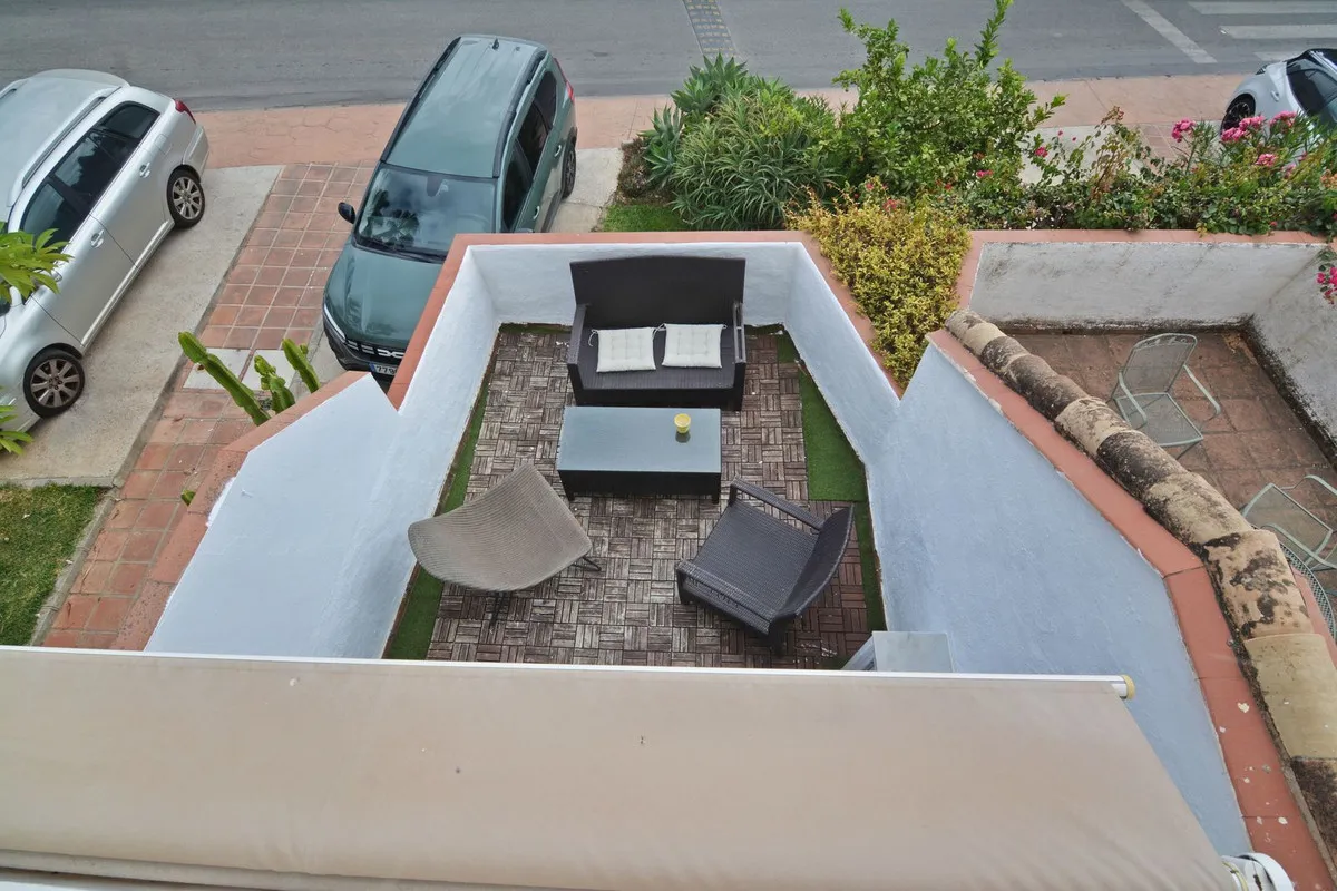 25a861e6-b821-4dc6-8b59-4a901261162a