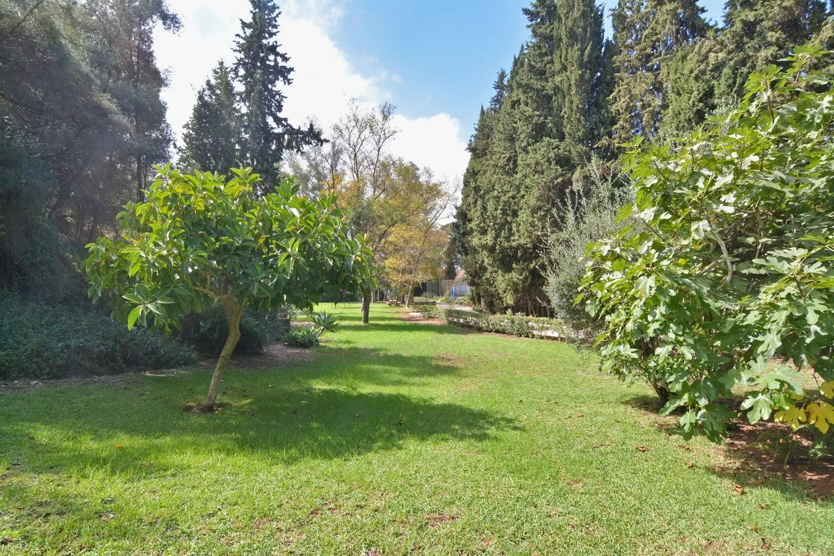 7bd76beb-e9cd-406e-bc41-cf646031d476