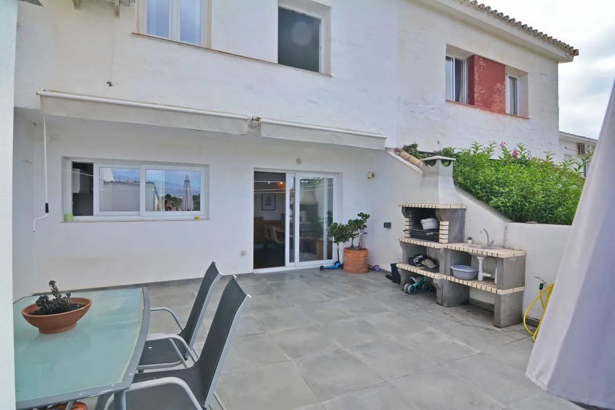 aabf8882-437c-45d3-99bc-f6f6bb12fec1