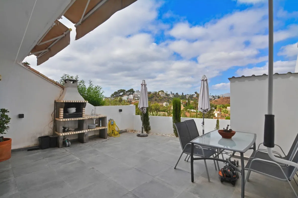 b87ade44-8f99-4730-8088-1acf1a75075b