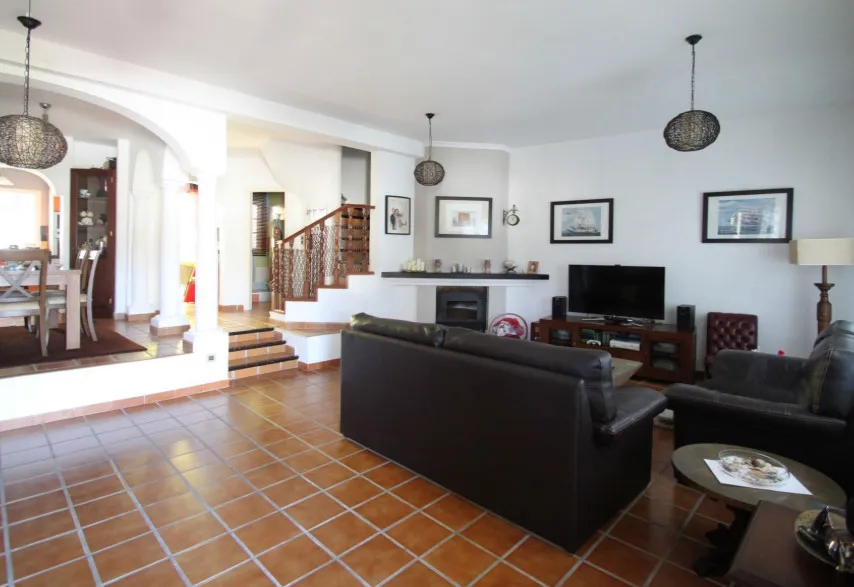 ba6ba0b2-841b-4564-9b4e-196d76714d6e