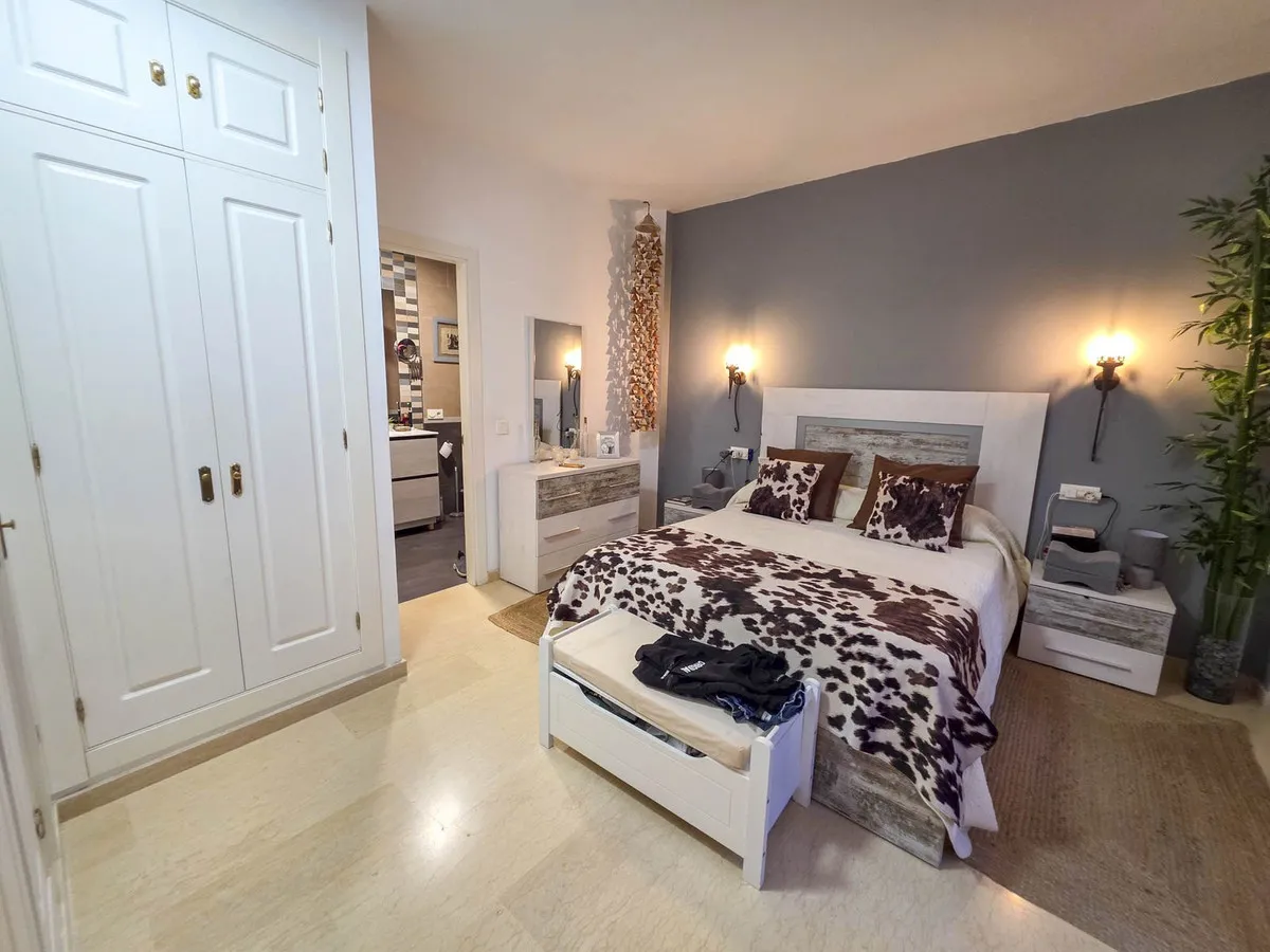 0f7c35f3-a7a0-403b-979a-fd5ffc3937e0