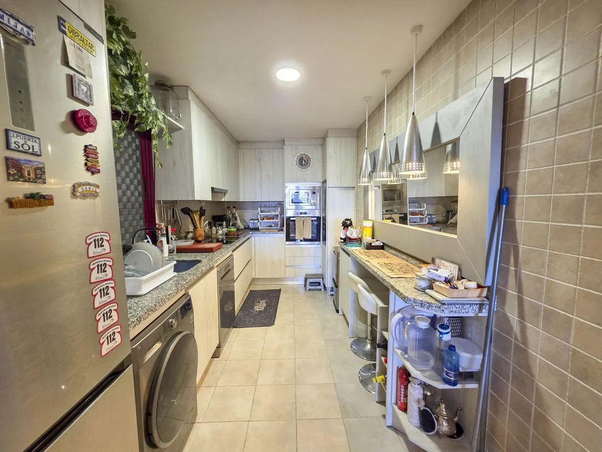 1f558eaf-5cae-4ff8-a0a2-e16d96b605a7