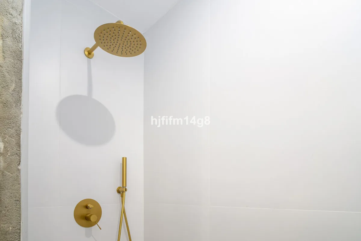 a52ed5e1-693d-4087-a5ad-6af9846ed185