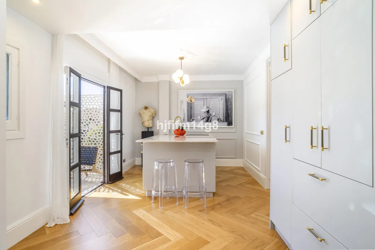 c70535ab-bed9-49ea-a76d-e577c09725f7