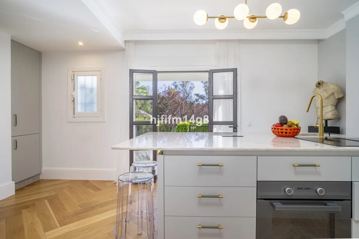 cc5fb3bc-8467-4da3-a472-e964085d9a05