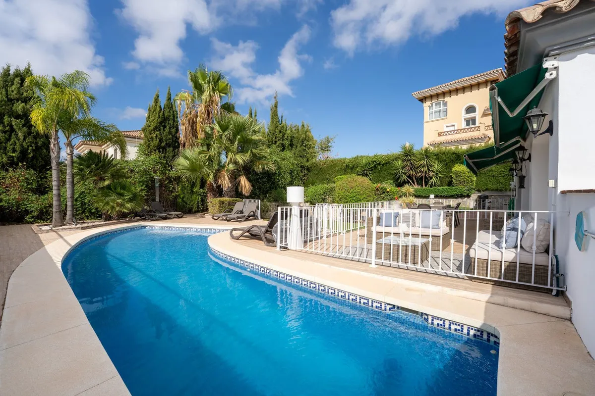 0f023925-8963-482b-9b74-4e17a1eedcc9