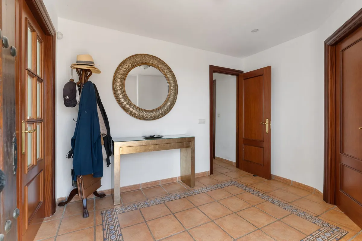 1d1e3085-6eed-4a6d-a0d3-739d0f7e4d47