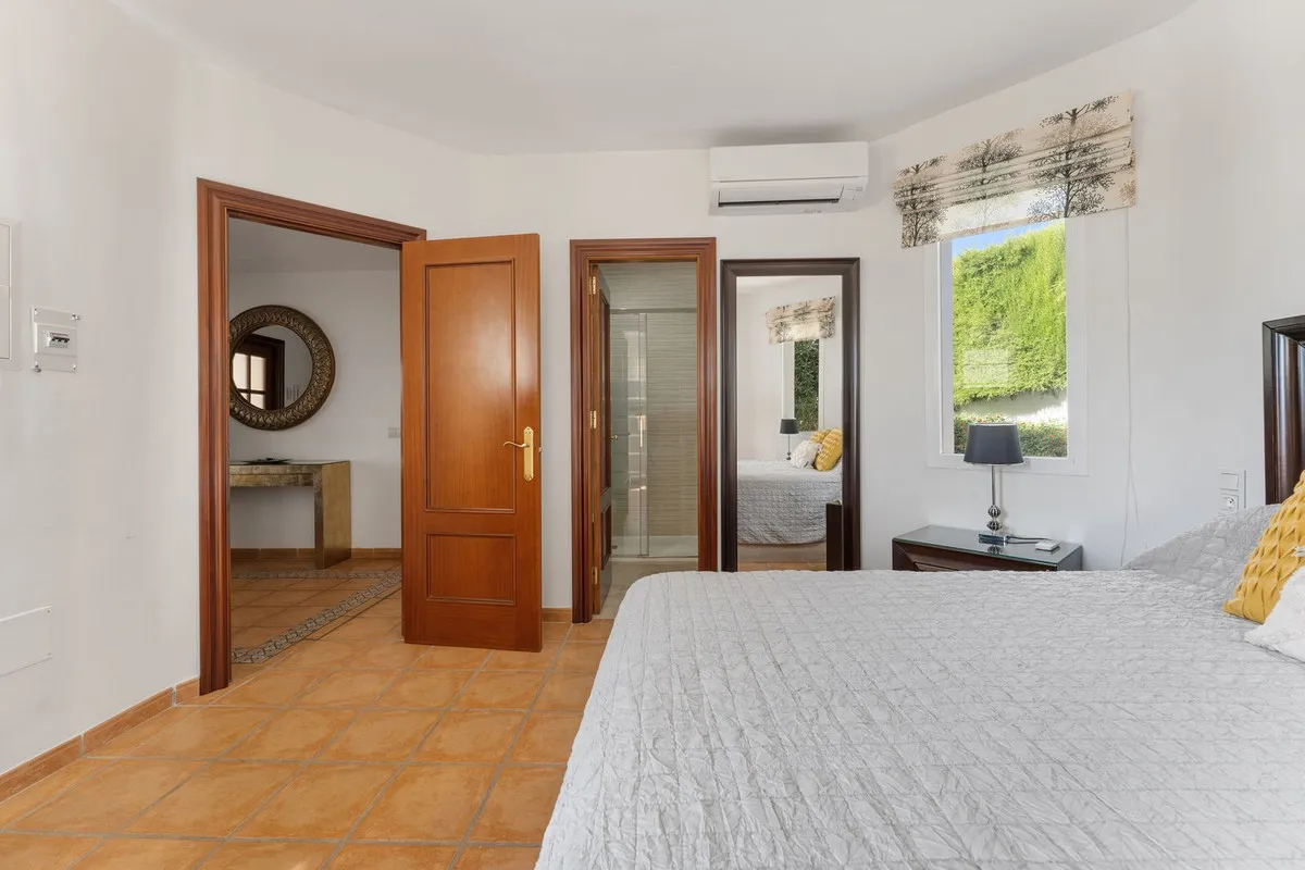 235c38ff-0b17-4ede-8df2-5188b233a1fc