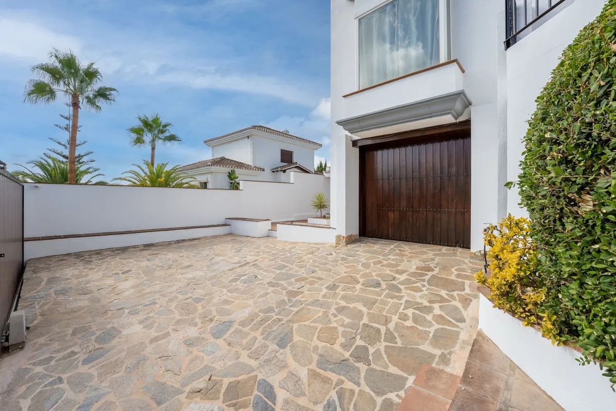 c94c416f-ccce-4157-92f0-3314c668be09