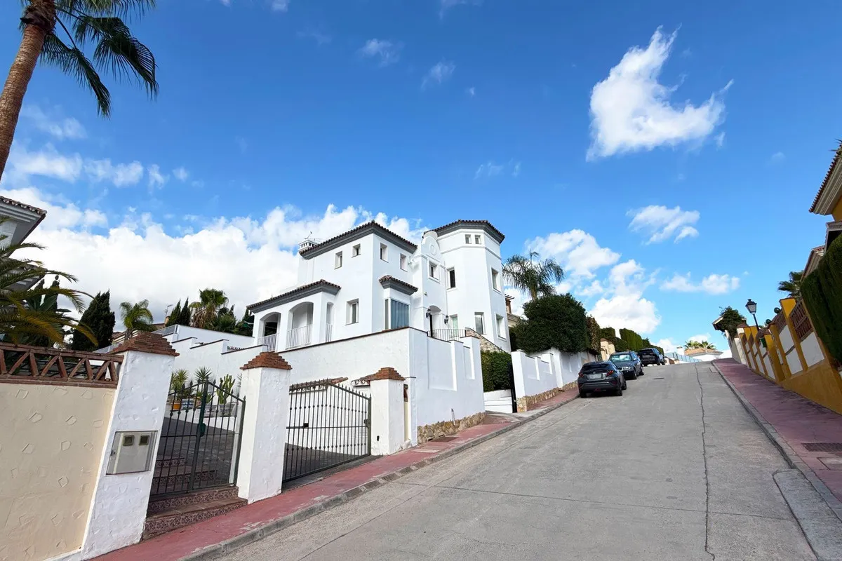 d78bf3ec-fe1c-4fc3-9e10-874c3dbde6d3