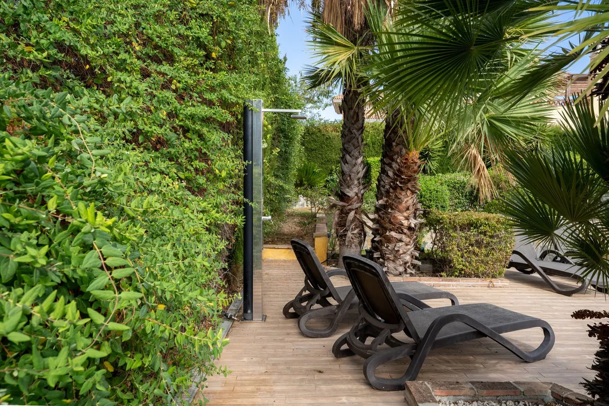 f2bdd276-45d8-4090-8c6f-bed1247be002