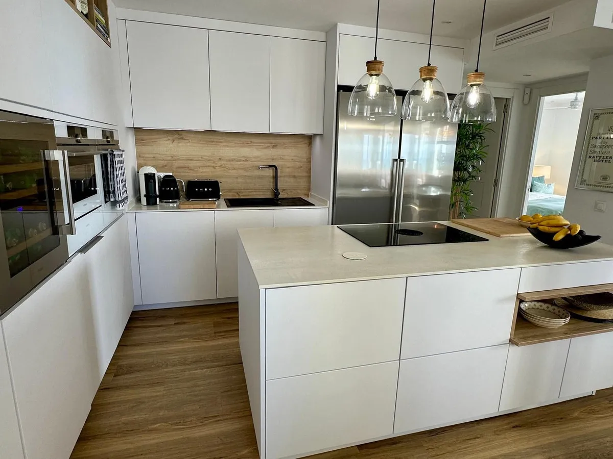 7f2d3087-c002-4f3b-b254-21623b64962b