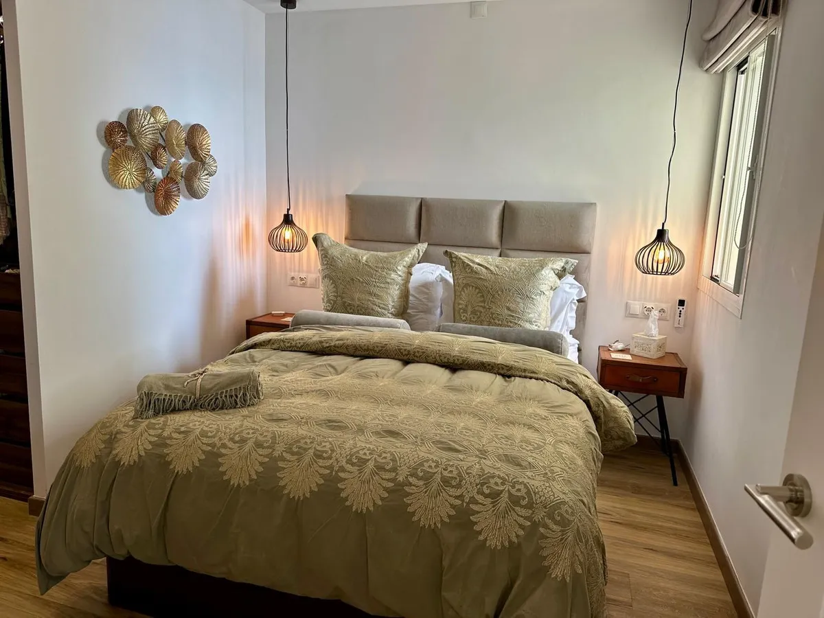 b690f7eb-9351-4d82-8021-c8c8da484a67