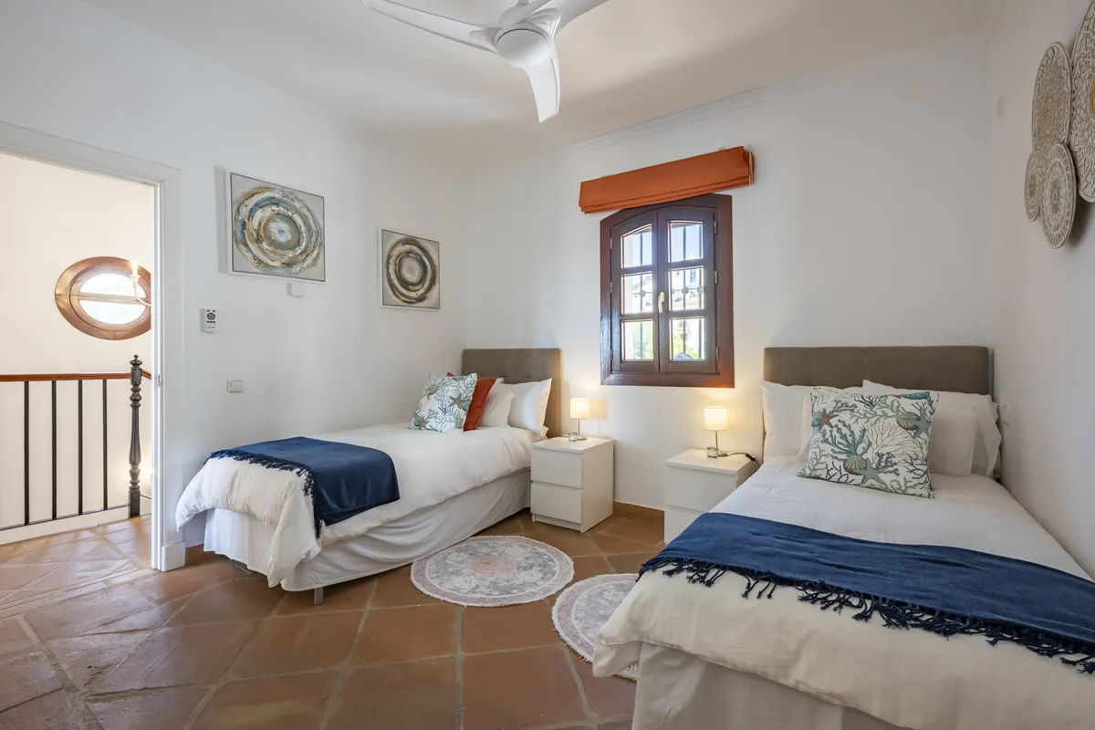 8273429a-98a8-48e8-8ded-11421cd36e0c