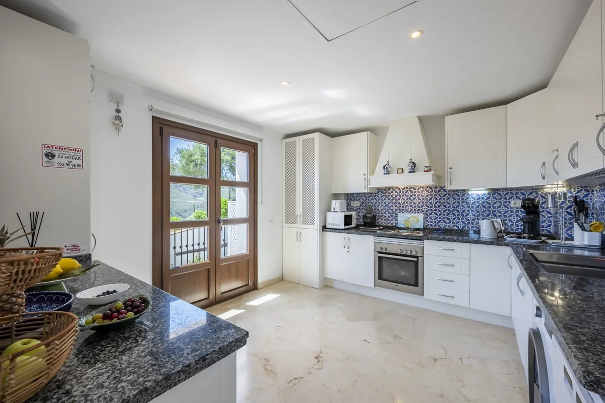 d163fc50-c820-43f8-97ed-4fab2fe62c0c