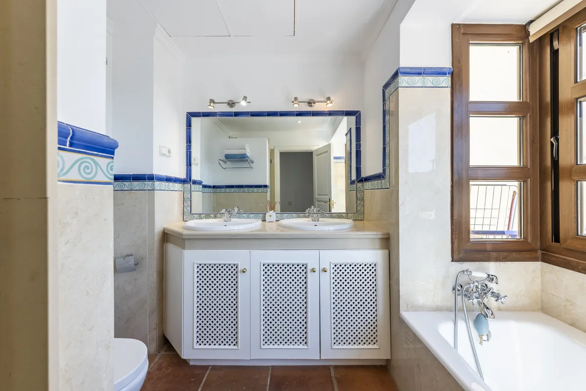 e5e1be25-1e43-404c-a110-fd976ed99fa1