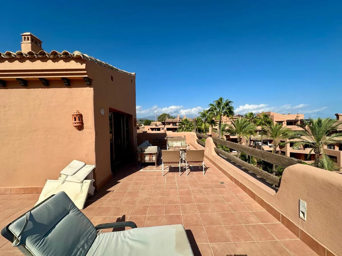 99537347-643a-4ab5-949a-f36c544bd658