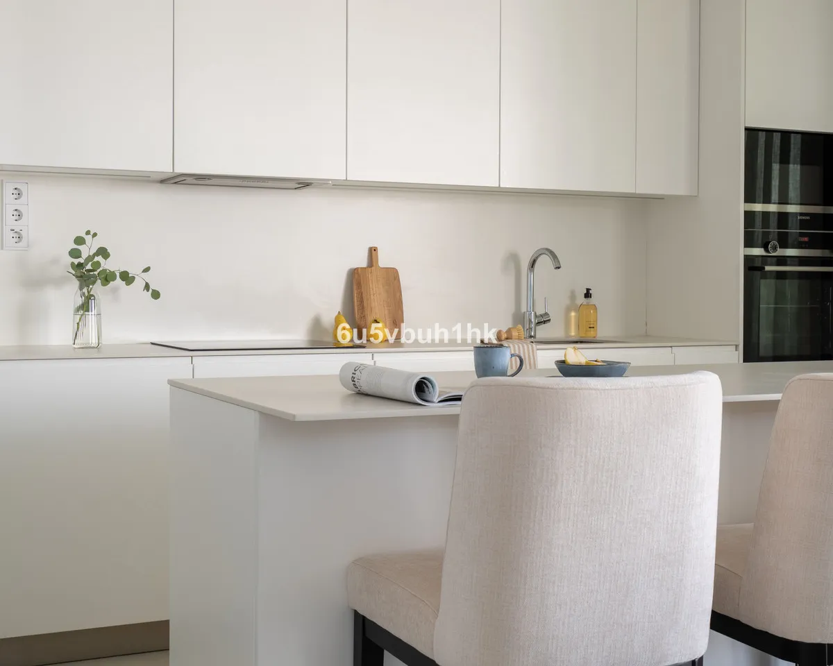 553c15cd-a75f-48df-96c2-4ae91bc21702