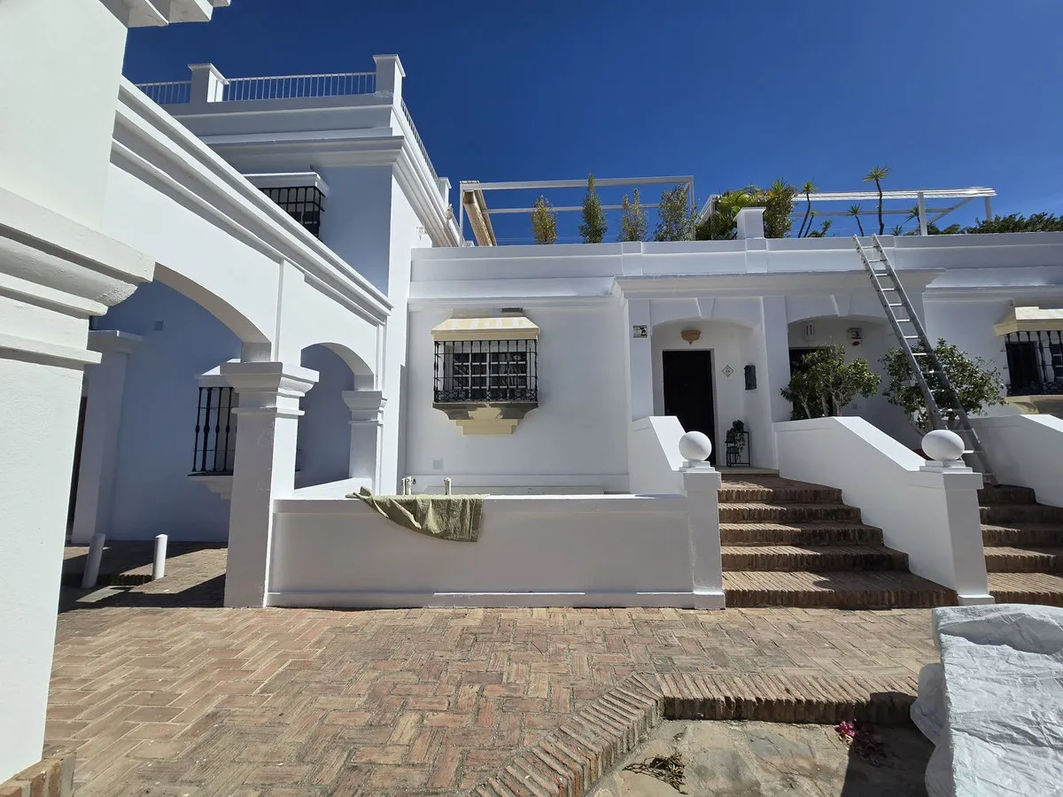 94737987-5c22-4149-9a11-94e231820100