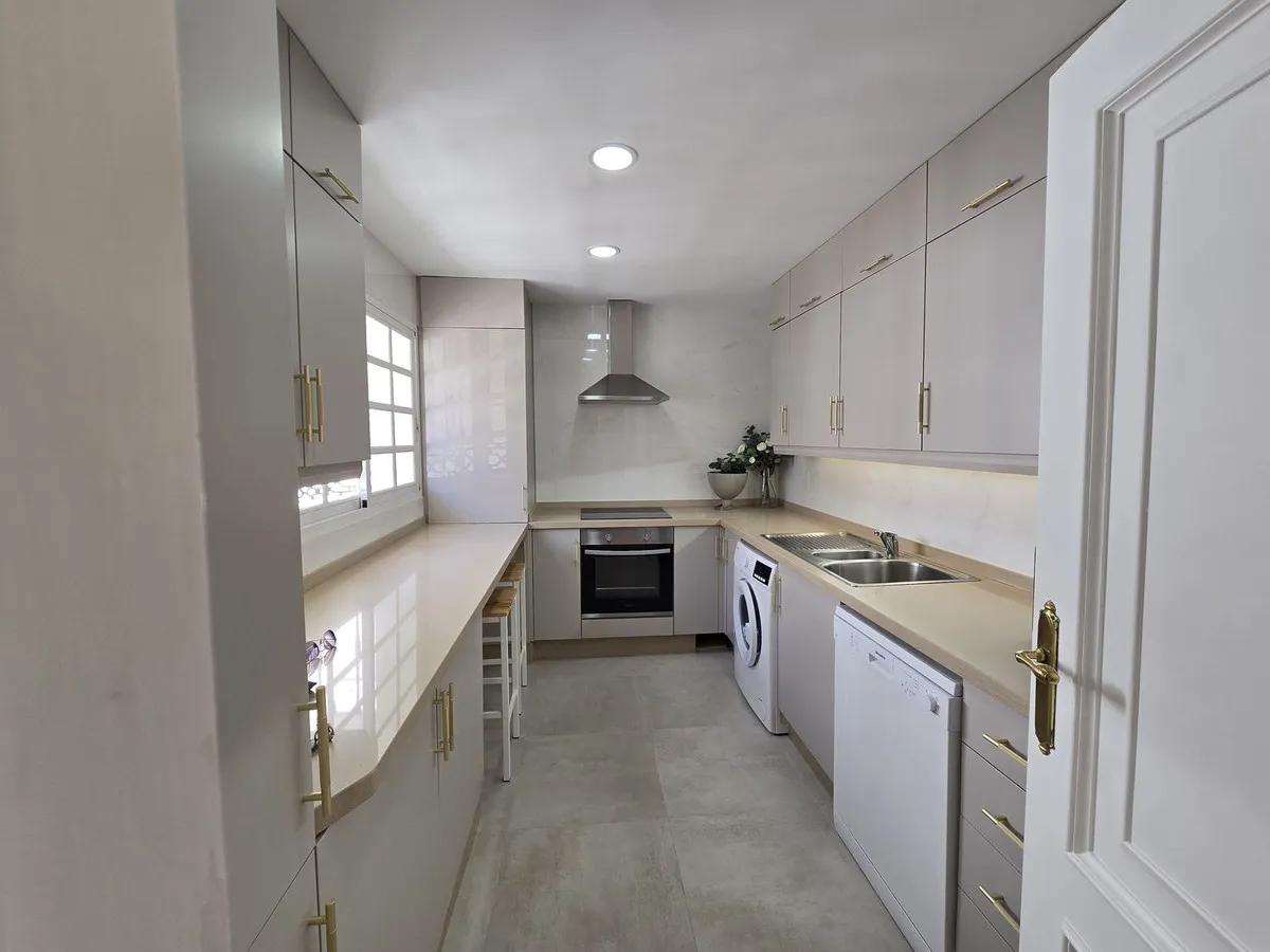 e3b3b560-a114-42d6-8fa9-6b150a9820e3