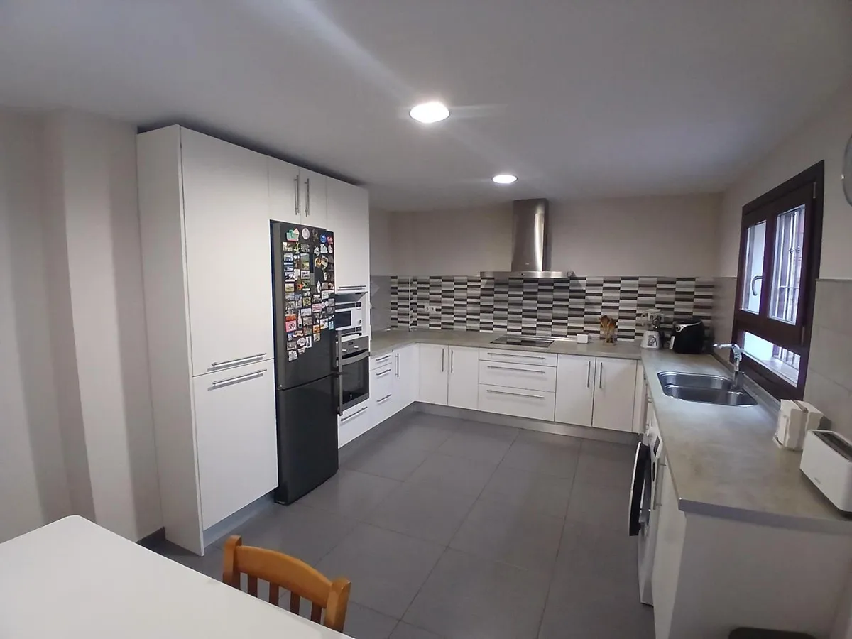 6863d1a2-2564-46ec-b52f-0fc726c7bfbb